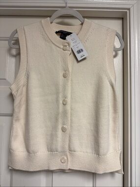 NWT Women’s French Connection Mozart Button Down Vest Size M, Cream